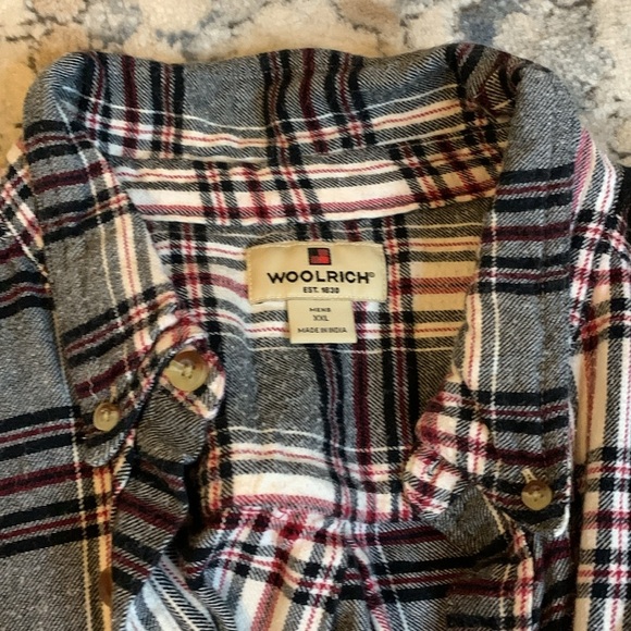 Woolrich plaid button down tshirt - Picture 2 of 4